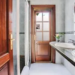 Isa Villa *